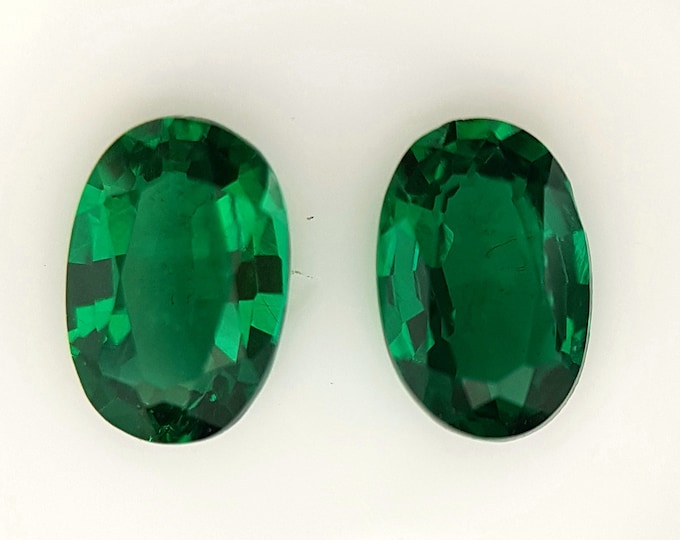 Emerald lab grown, ct.0,75, Oval 6x4 mm., couple, Hydrotermal