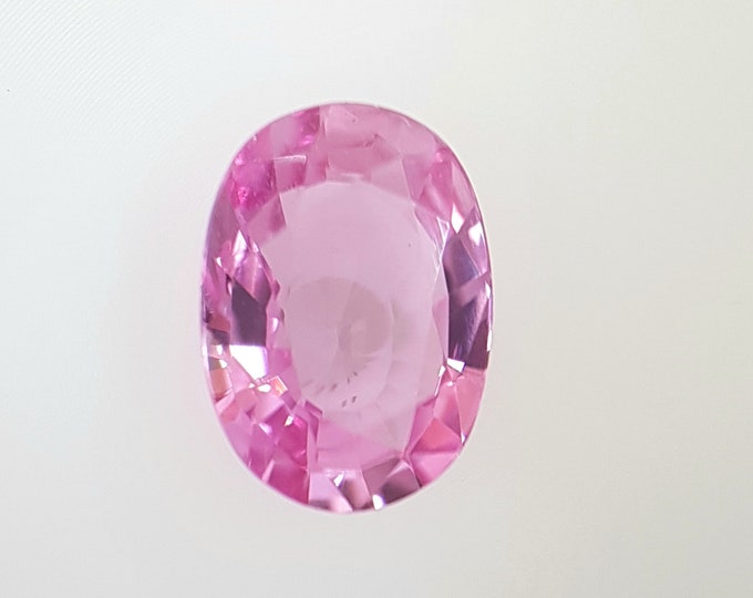 Natural Pink Sapphire, Oval 7x5 mm
