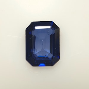 Natural Sapphire Royal blue octagonal 8x6 mm