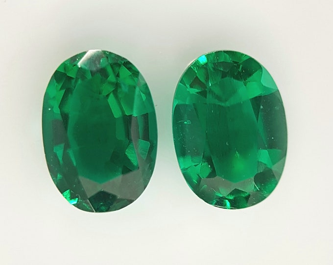Emerald lab grown, ct.1,43, Oval 7x5 mm., couple, Hydrotermal