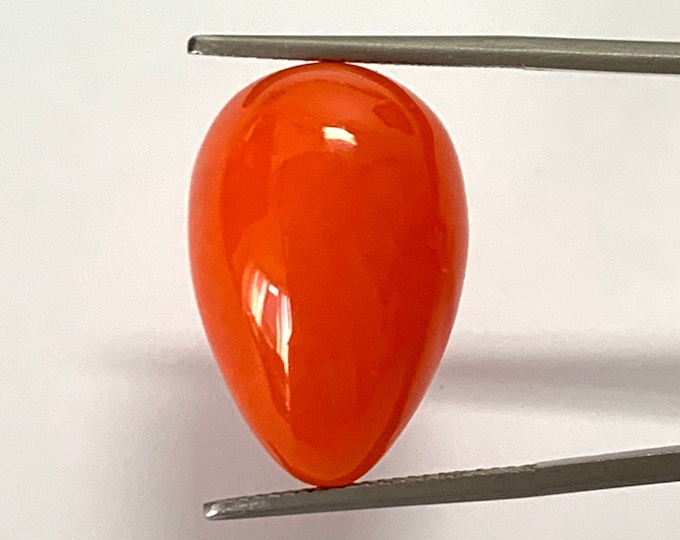 Natural orange opal, drop mm.23x15,68, h.mm.9,93, cts.15,36