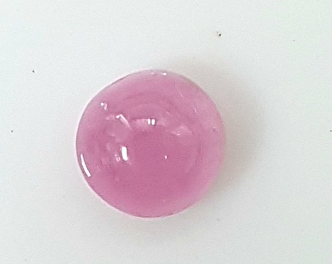 Natural pink sapphire, oval cabochon cut, mm.7,10x6,86, h.mm.4,96, weight cts.2,45