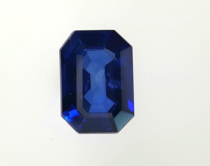 Natural Sapphire Royal blue octagonal 7x5 mm