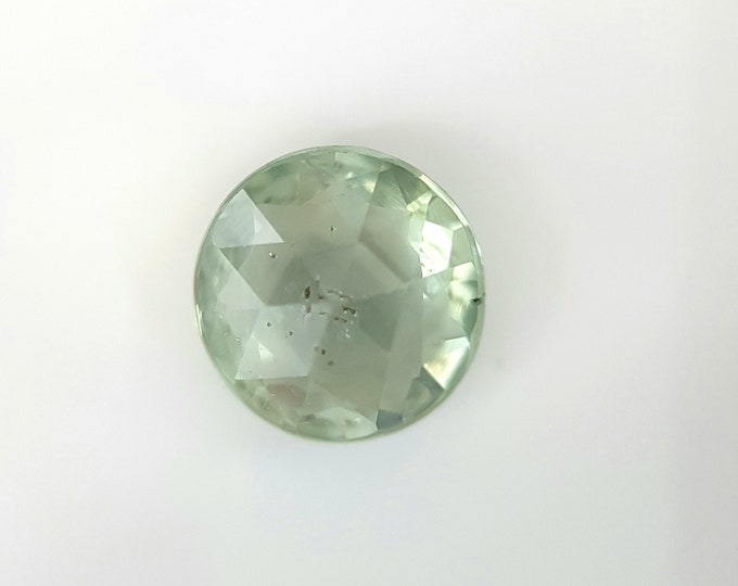 Natural Green Sapphire, rosecut, round 5 mm.