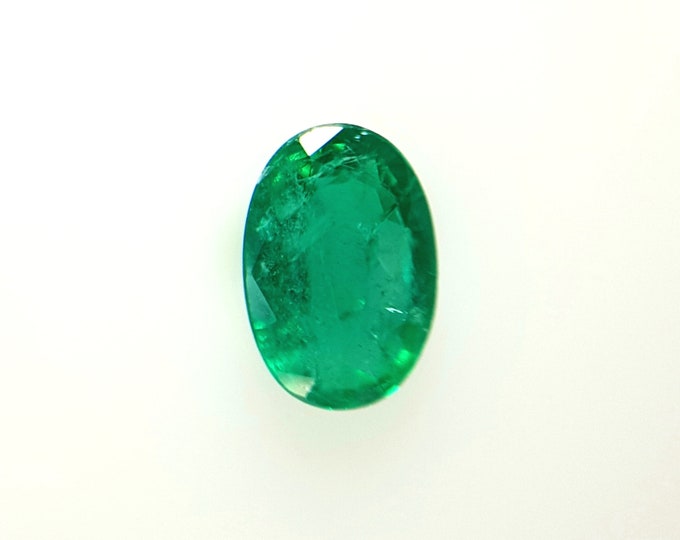 Natural Emerald, ct.0,35 average weight, Oval 6x4mm.