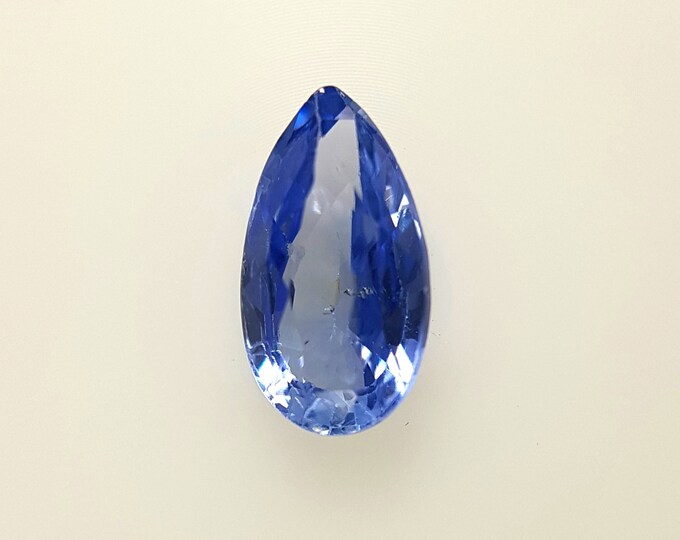 Natural light blue Sapphire, ct.0,86, no treatment, no heated, Pear 7,75x4,37 mm.
