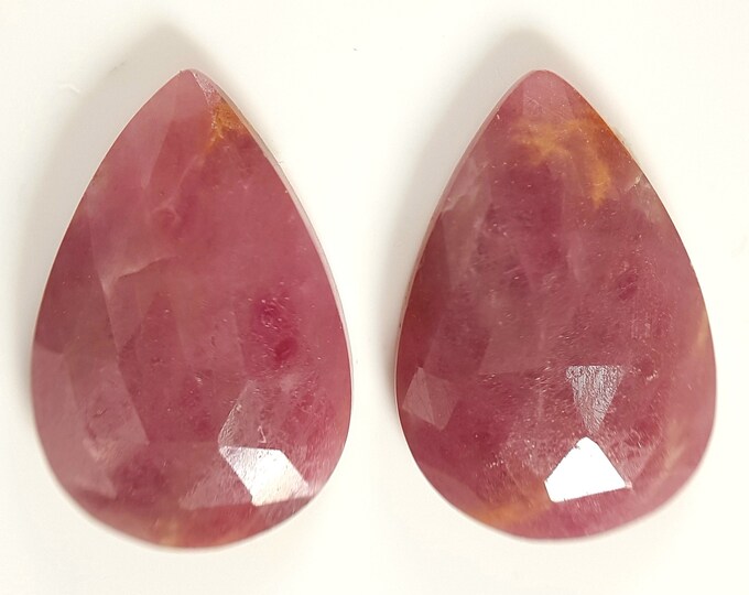 Natural red Sapphire, ct.9,10, flat rosecut couple, pear 15,60x10,30 mm.