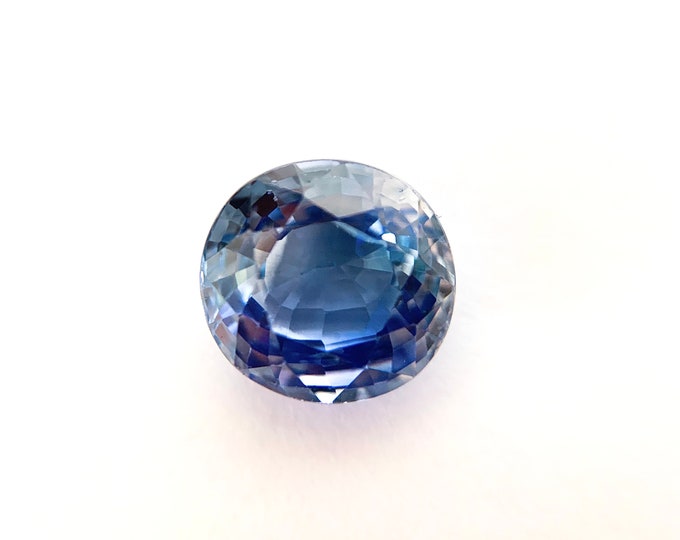 Natural Sapphire ,Oval Shape , 3.33CT