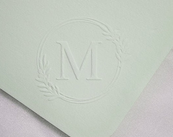 パーソナライズされたエンボッサー、イニシャルエンボッサー、ウェディングモノグラム、カスタムエンボッサーシール