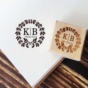 Custom Wreath Wedding Stamp with initial and date /  Wedding Invitation / Save The Date / Custom Wedding Rubber Stamp