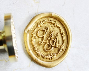 Custom initials with wreath wax seal stamp, Personalized Wedding Wax Seal Stamp Kit ,Wedding invitation