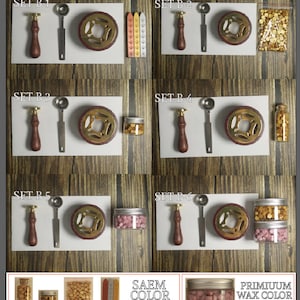 Puede incluir: Seis juegos de kits de sellos de cera, cada juego incluye un sello con mango de madera, una cuchara de metal, un anillo de sello de metal y un frasco de cuentas de cera. Las cuentas de cera son de diferentes colores, incluyendo oro, rojo y rosa. La imagen tambi&eacute;n muestra una tabla de colores con el texto "SAEM COLOR NUMBER" y "PRIMIUUM WAX COLOR NUMBER".