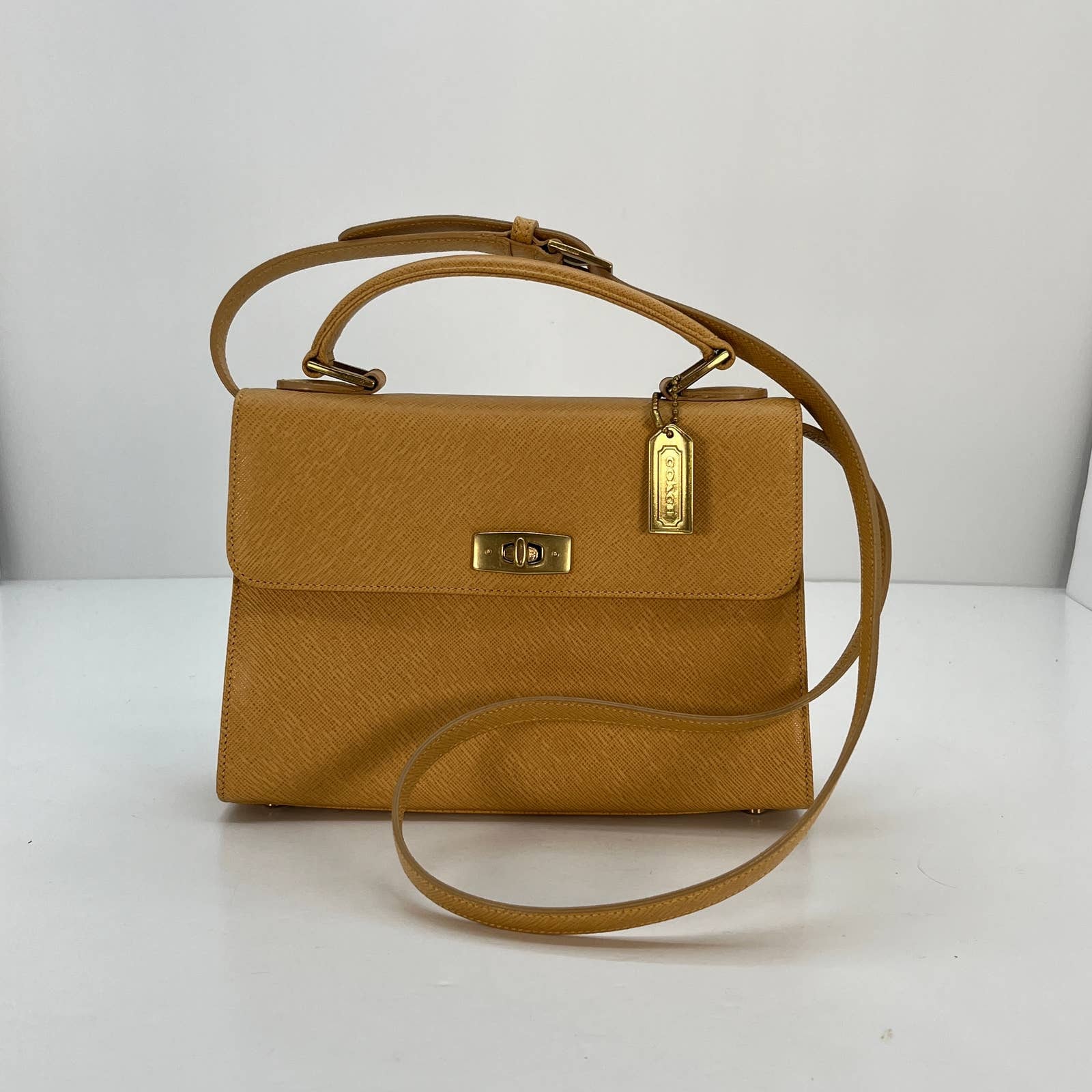 LIKE NEW Vintage Coach Gramercy Small Top Handle Bag 7006 Italy