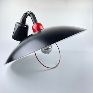Memphis style pendant lamp in red and black | 80s