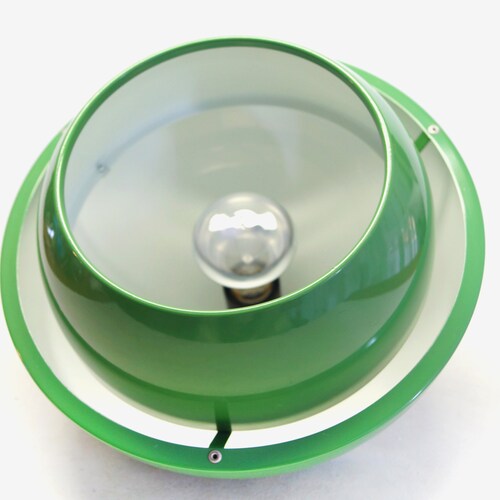 Flowerpot lamp | Green pendant lamp | Nordic design shops | scandinavian design