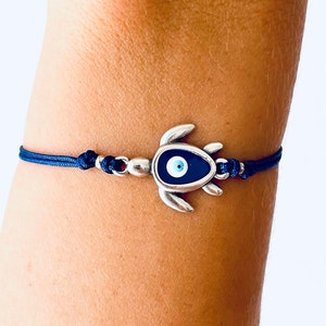 Greek  Bracelet Turtle with Silver Evil Eye Jewelry for Stylish Mediterranean Looks, Nautical Inspired Cycladic Heritage Accessory
