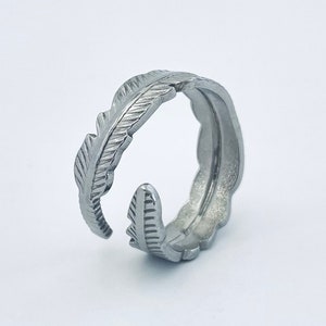 Stainless Steel Botanical Ring with an Olive Leaf Wrapped Design, Silver Garden Ring, Nature Inspired Ring, Plant Design Vine Ring