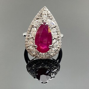 Certified Natural Pear-shaped Ruby Ring with VVS Diamond - Modern Engagement Ring Design
