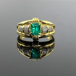 Zertifizierter 18K Gold und natürlicher Smaragdring
