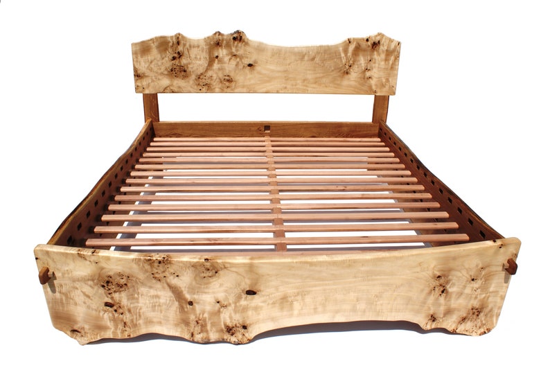 Live Edge Bed Natural, Highly Figured, King, Queen, Cualquier tamaño, Bett, Cama, Roble ahumado imagen 7