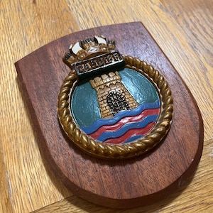 HMS Cardiff Royal Navy Plaque (1980)