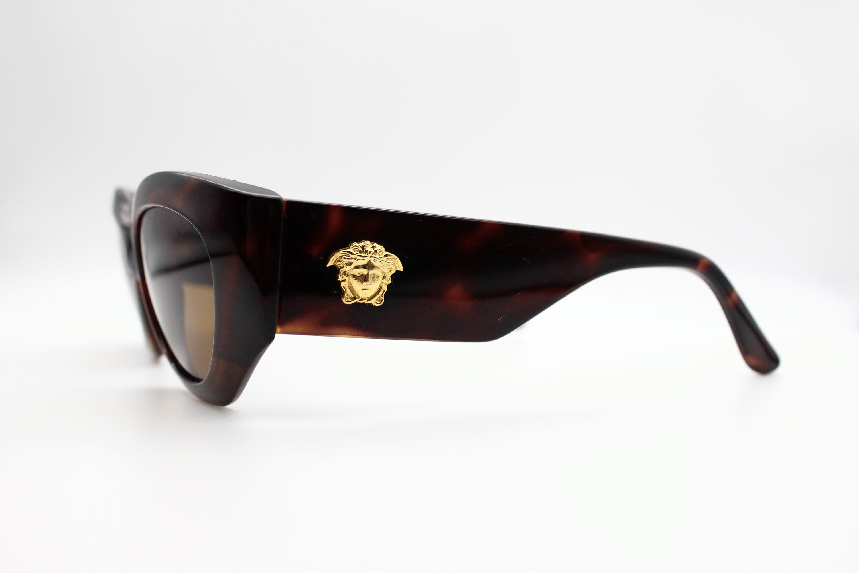 Vintage Sunglasses Gianni Versace Mod. 420 COL 900 Cat Eye