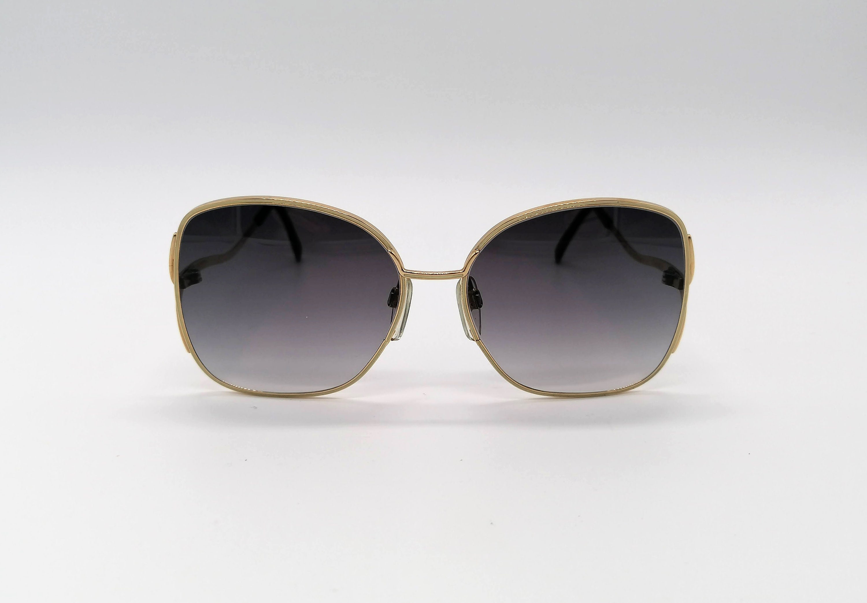 Luxottica Vintage Oversize Gold sunglasses Vintage Sunglasses Luxottica 2011 G22 Gold Plated Oversize  main image 4