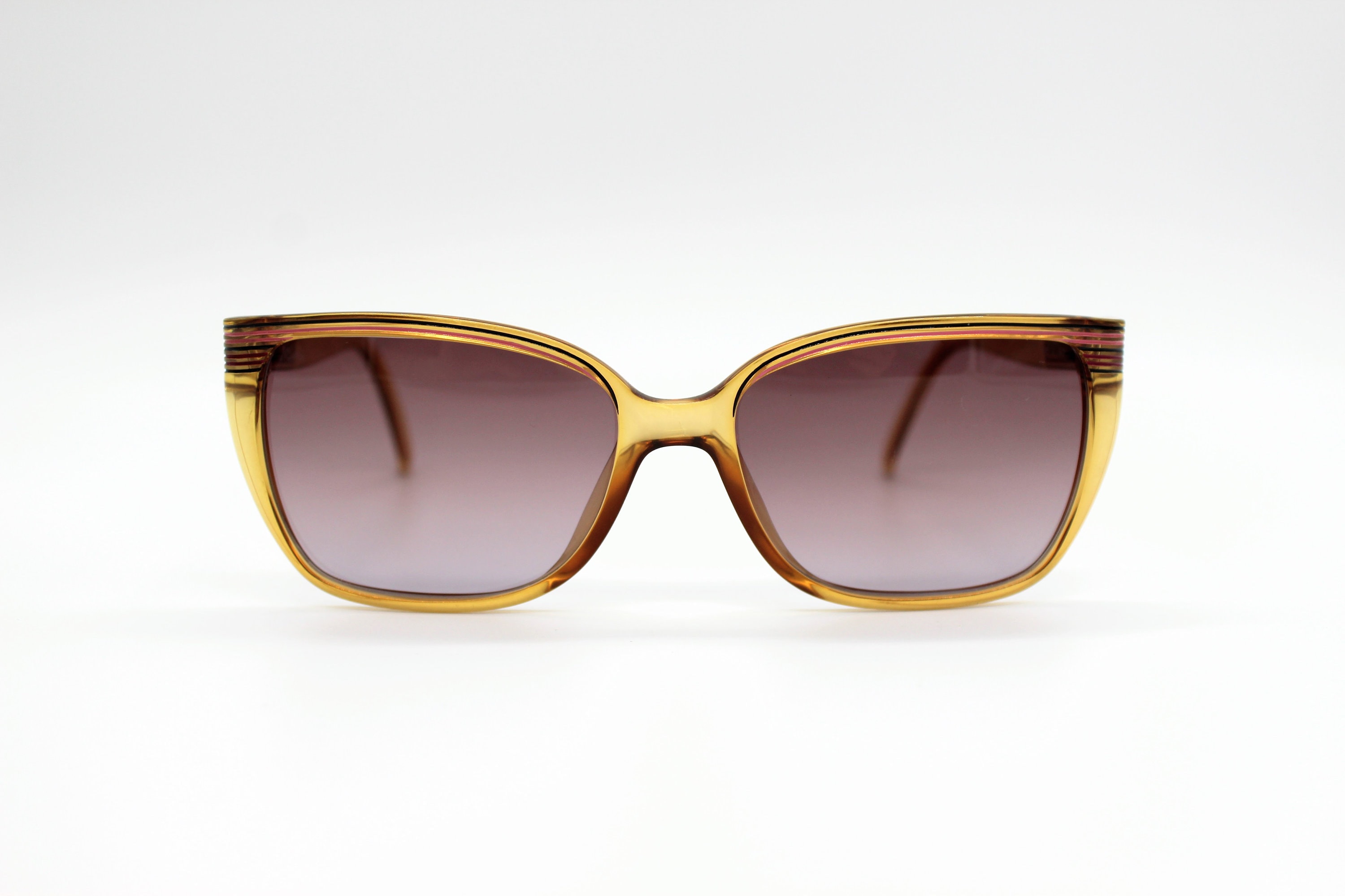 Saphira Optyl 4166 Eyewear Sunglasses Frame Made in Germany Bold Red and Gold Amazon.com: Rimless Gold Frame Vintage Designer Buffs  main image 2