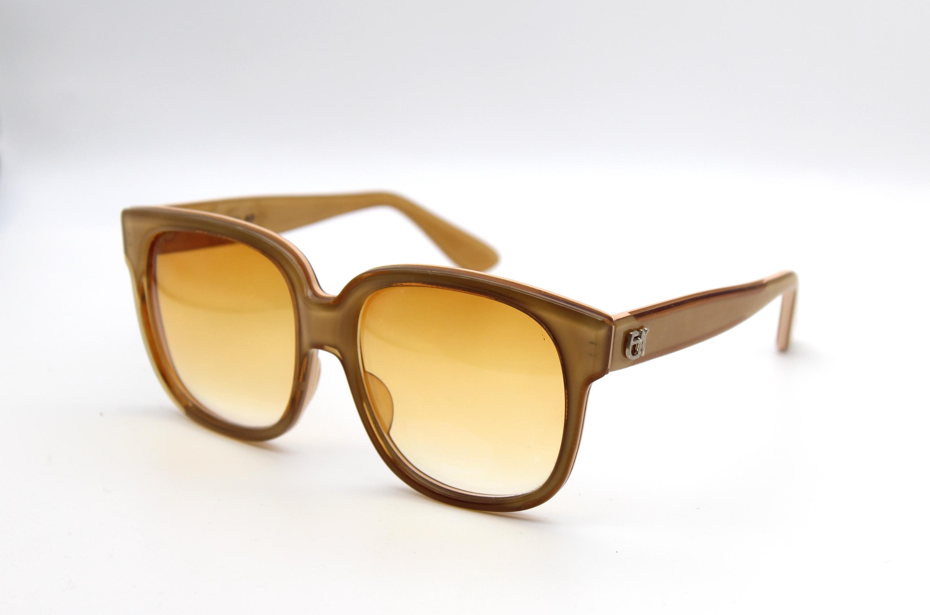 Emmanuelle Khanh Paris Cream Colored‎ Thick Framed Sunglasses, Mod 8080, France EMMANUELLE KHANH Vintage Sunglasses for sale | eBay main image 2