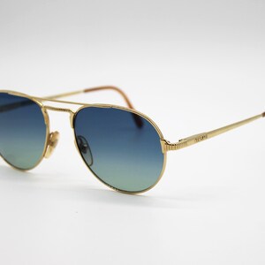 Vintage Sunglasses Gianni Versace V 05 Aviator Gold Metal Made in Italy New Old Stock Medusa image 3