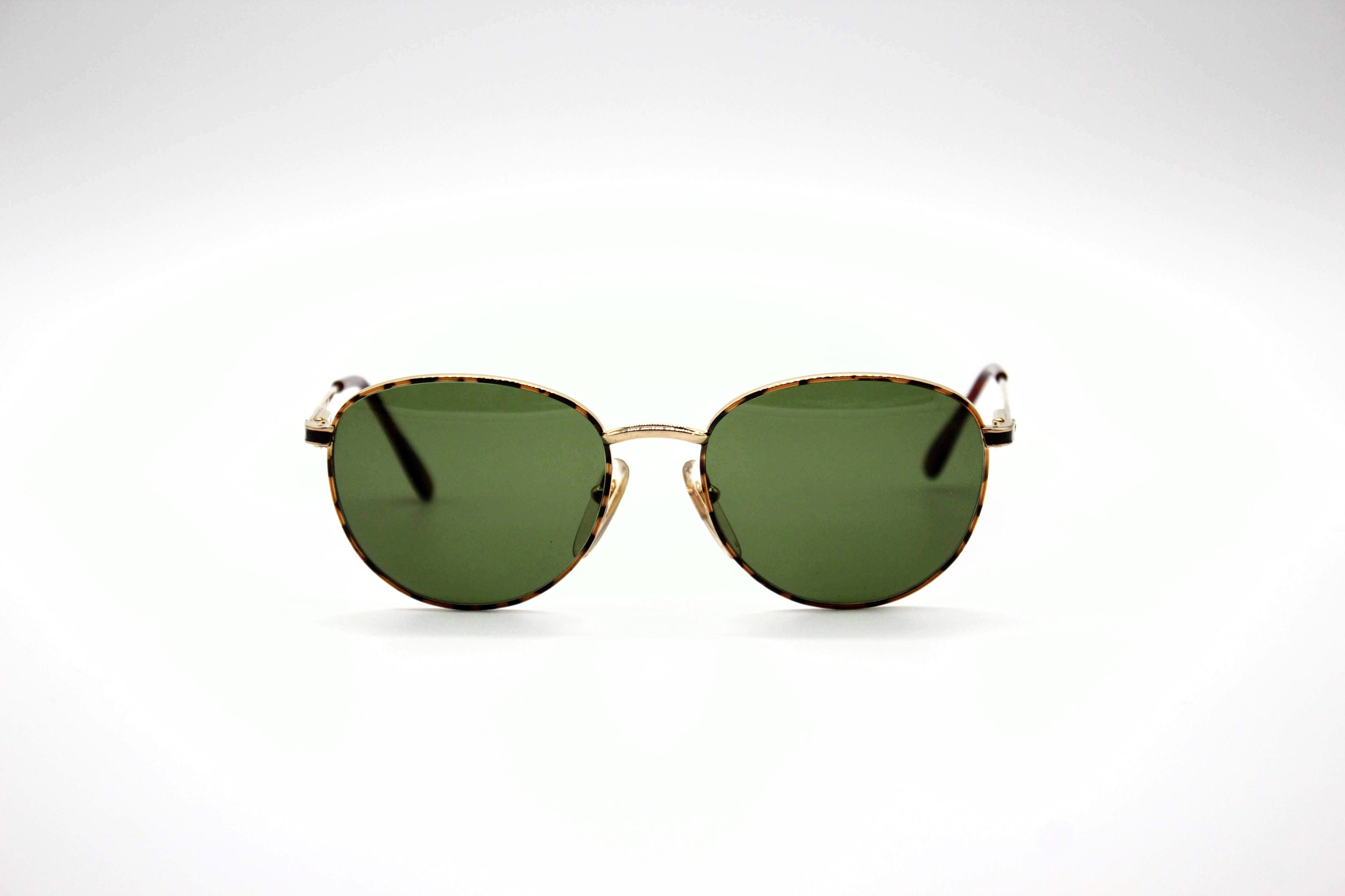 lacoste round glasses