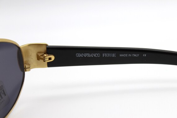 Vintage Sunglasses Gianfranco Ferrè GFF 324 Strass Oval  display picture 3