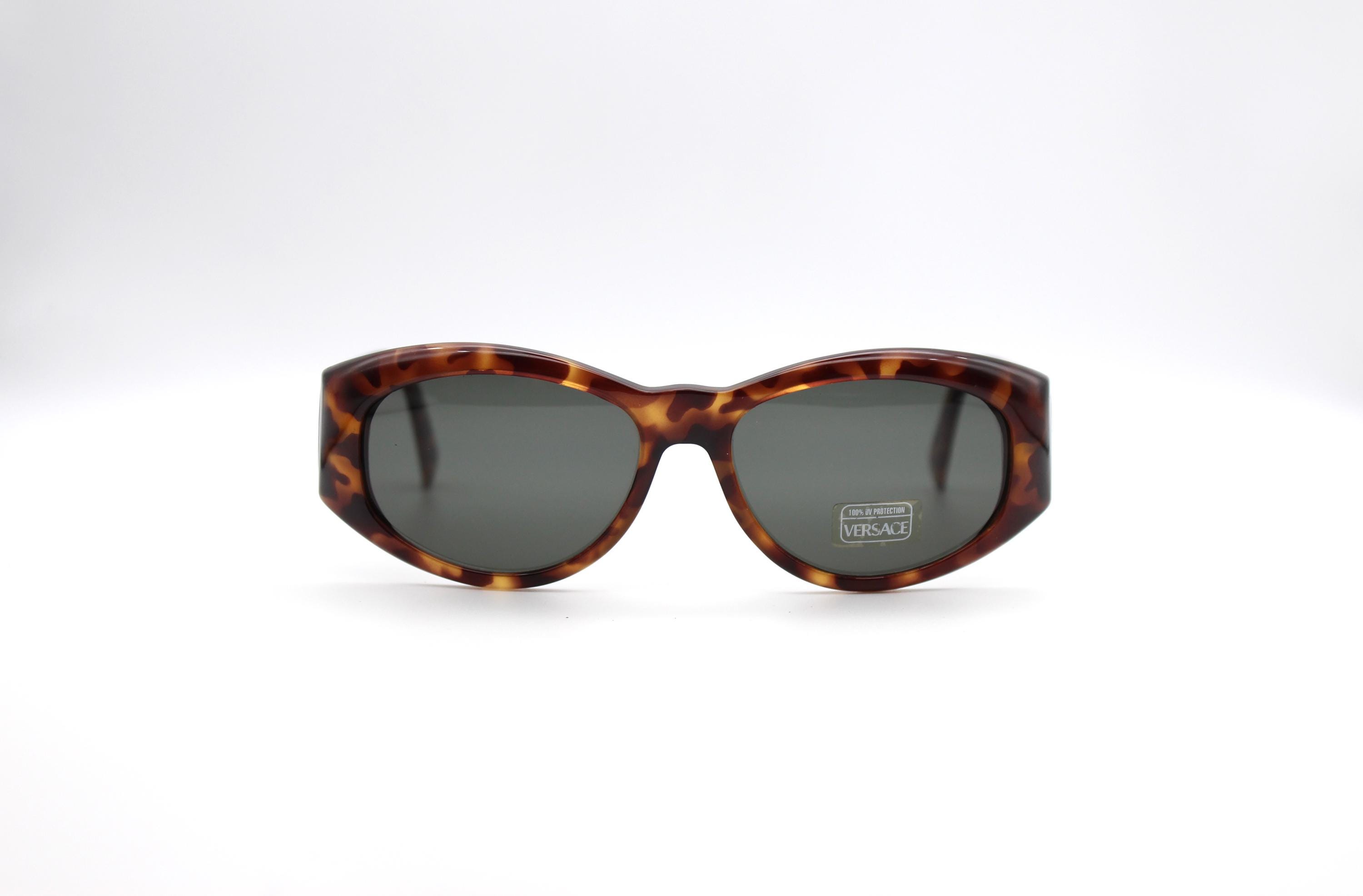 Vintage Gianni Versace MOD 401 COL 415 Red Oval Sunglasses Italy 90s Grunge Versace 1990s Sunglasses for sale | eBay main image 3