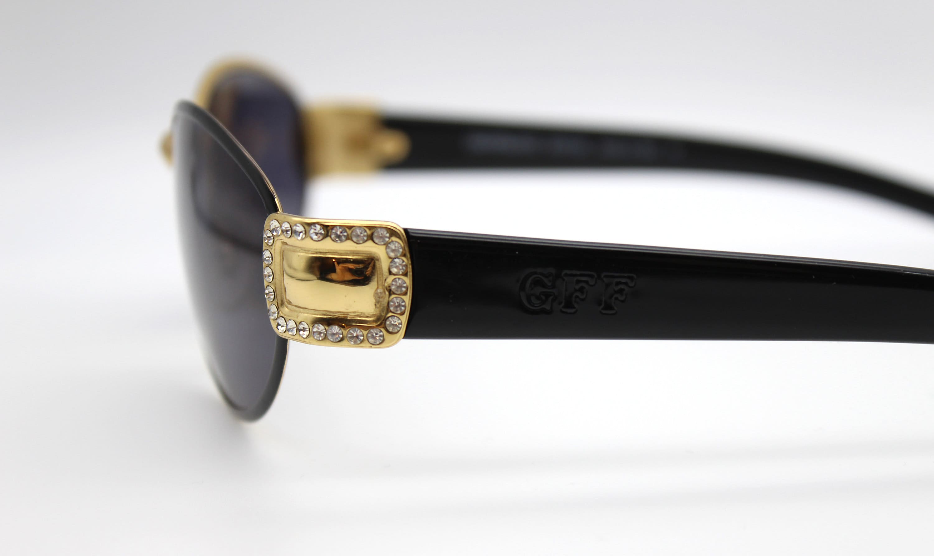 Vintage Sunglasses Gianfranco Ferrè GFF 324 Strass Oval  display picture 1