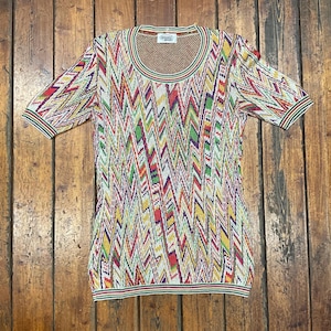Missoni Sport Vintage mehrfarbiges Zickzack-T-Shirt aus den 90ern