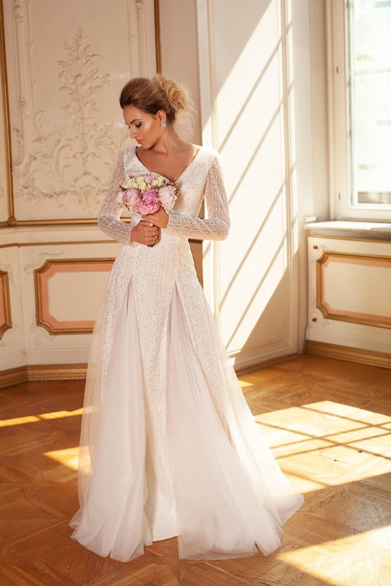 lace shift wedding dress