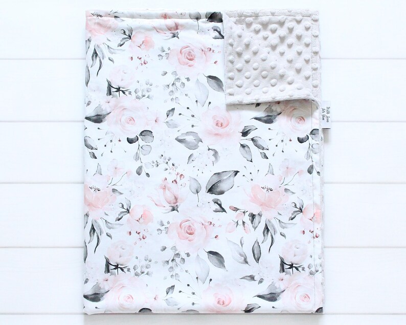 Blossom Buzz Quilted Blanket NCU0DK300 main image 1