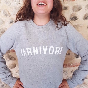 Sudadera YARNIVORE // Sudadera unisex con logo de punto // algodón orgánico fairtrade / regalos para tejedores // regalos para artesanos