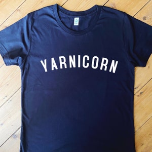 YARNICORN Unisex T-Shirt - Fairtrade Organic Cotton - Classic