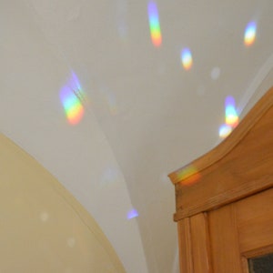 Sonnenfänger mit 'Rainbow-Kaskade' aus funkelnden Kristallen von Swarovski® Weihnachtsgeschenk Feng Shui Hochzeitsgeschenk Einzug Bild 4