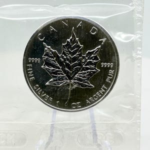 Sealed 2006 Canadian Maple Leaf .9999 Fine Silver 1oz Proof Coin | Silver Coin | Collectible Coin | Silver Maple Leaf | Proof Coin | (7B)