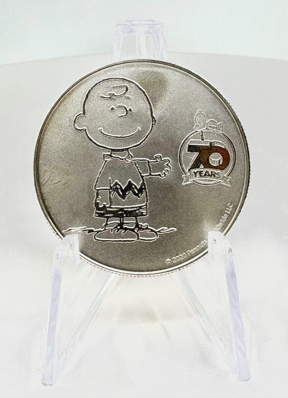 2020 Charlie Brown Peanuts 70th Anniversary .999 Fine Silver Round
