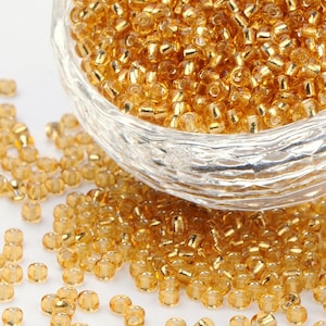 Gold Seed Beads, Silver Lined, Round, 3 mm, 8/0, 20 gm, Craft Projects, Jewelrymaking
