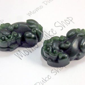 Nephrite Green Jade Pi Xiu Pendant, 35X20mm, 1 pc