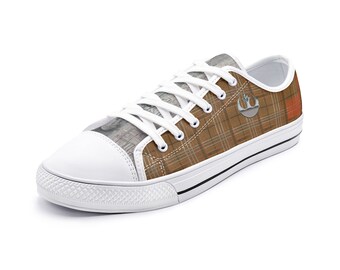 Rote Fünf Low Top Canvas Schuhe