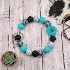Western Teal Sunflower Silicone Bead Wristlet Keychain - Cowhide Pattern & Succulent Inspired Ring Key Holder - Boho Wrist Lanyard for Keys