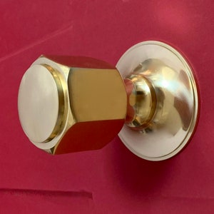 Manija central Art Deco de latón extragrande de 4" para puerta de entrada, aldaba para correo, letras, ficticia de gran tamaño (MÁS DISPONIBLES)