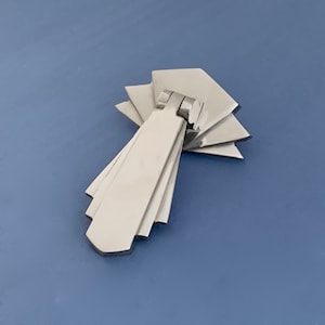Chrome Art Deco Drop Handles Drawer Cupboard Door Pull Handles Kitchen Wardrobe Furniture (MORE AVAILABLE)