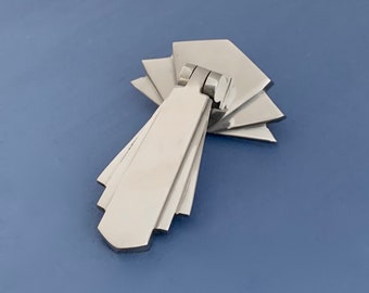 Chrome Art Deco Drop Handles Drawer Cupboard Door Pull Handles Kitchen Wardrobe Furniture (MORE AVAILABLE)