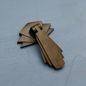 Antique Brass Finish Art Deco Drop Handles Drawer Cupboard Door Pull Handles Kitchen Wardrobe Furniture (MORE AVAILABLE)